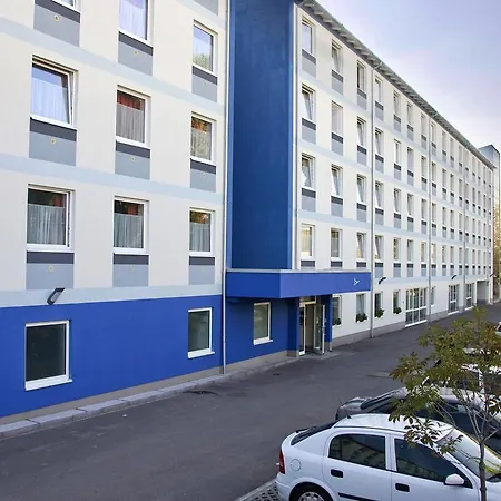 Hostel 